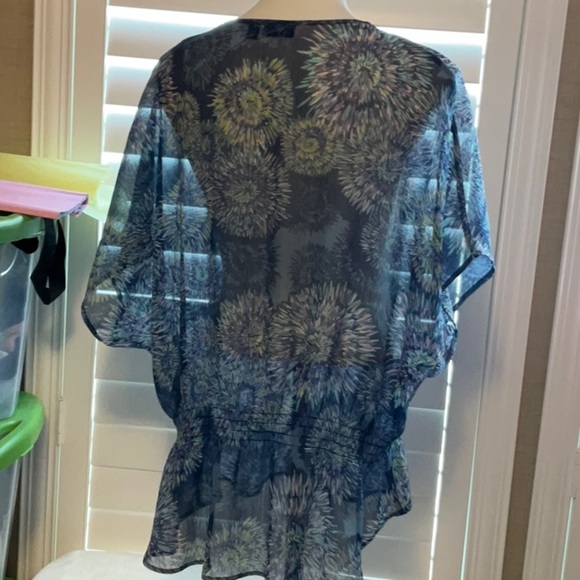 a.n.a Blue Sheer Blouse with Short Sleeves - Picture 4 of 8